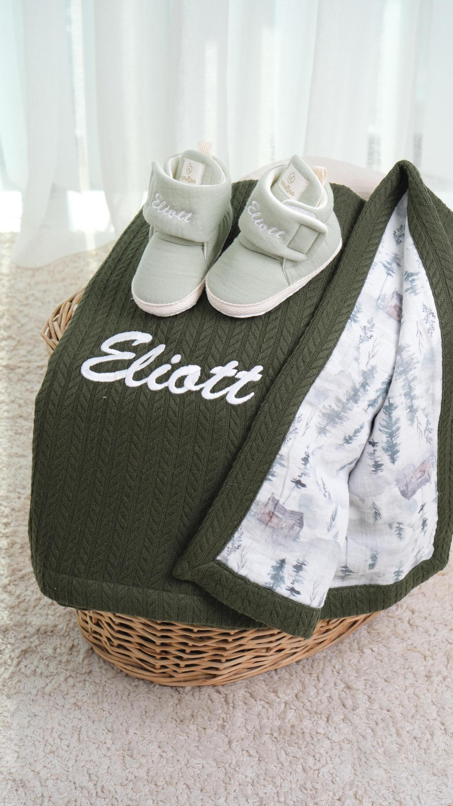 Personalized Baby Blanket & Booties Gift Set • Embroidered Name Newborn Gift • Baby Shower Gift • Custom Baby Gift • Baby Keepsake