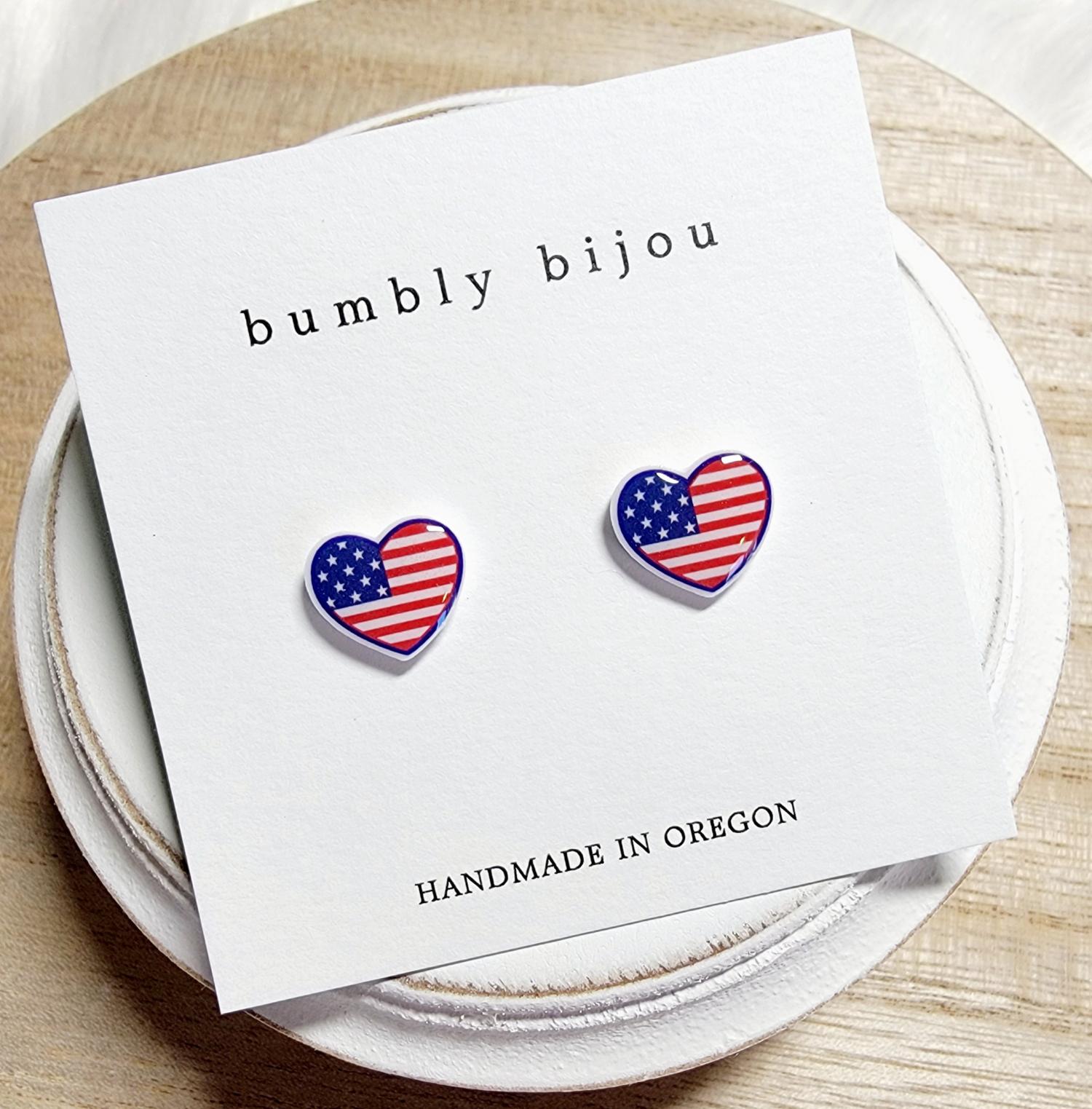 AMERICAN FLAG Heart Earrings / Hypoallergenic Titanium Post / USA Pride Flag Earrings Gift 4th of July Memorial Day Women Kids