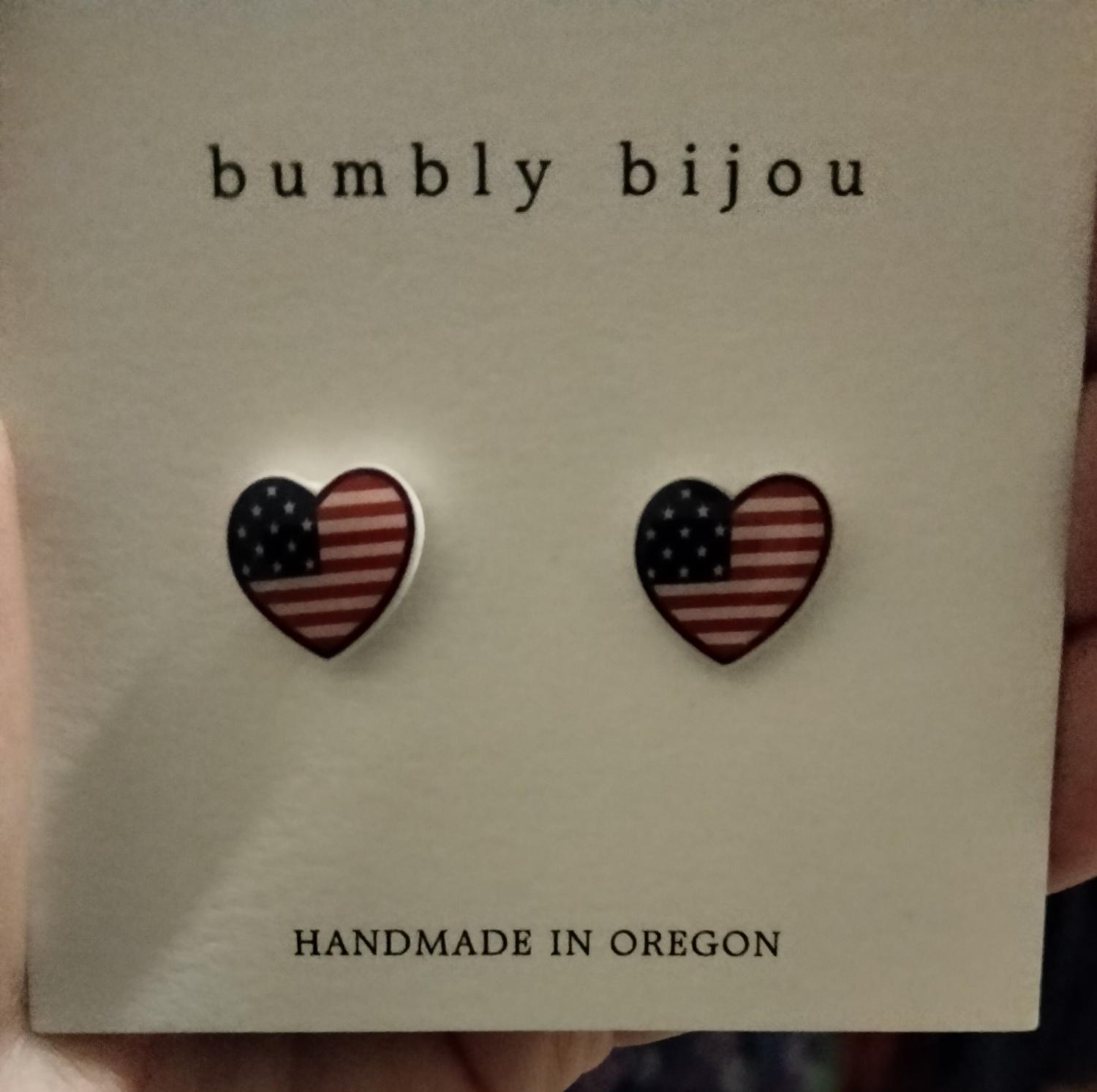 AMERICAN FLAG Heart Earrings / Hypoallergenic Titanium Post / USA Pride Flag Earrings Gift 4th of July Memorial Day Women Kids