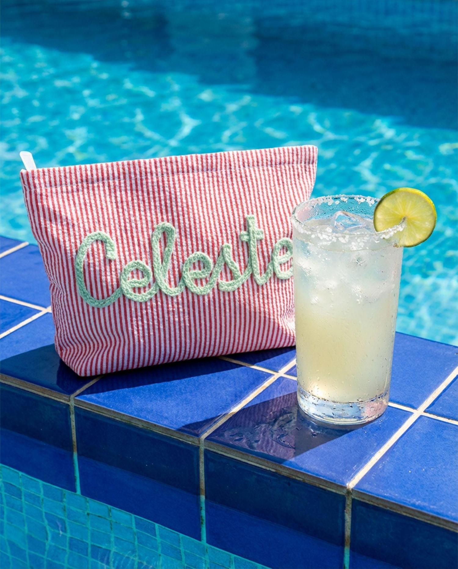 Custom Seersucker Makeup Bag Vacation Travel Pouch Personalized Chenille Name Toiletry Bag Summer Beach Bag Organizer Cosmetic Gift for Her