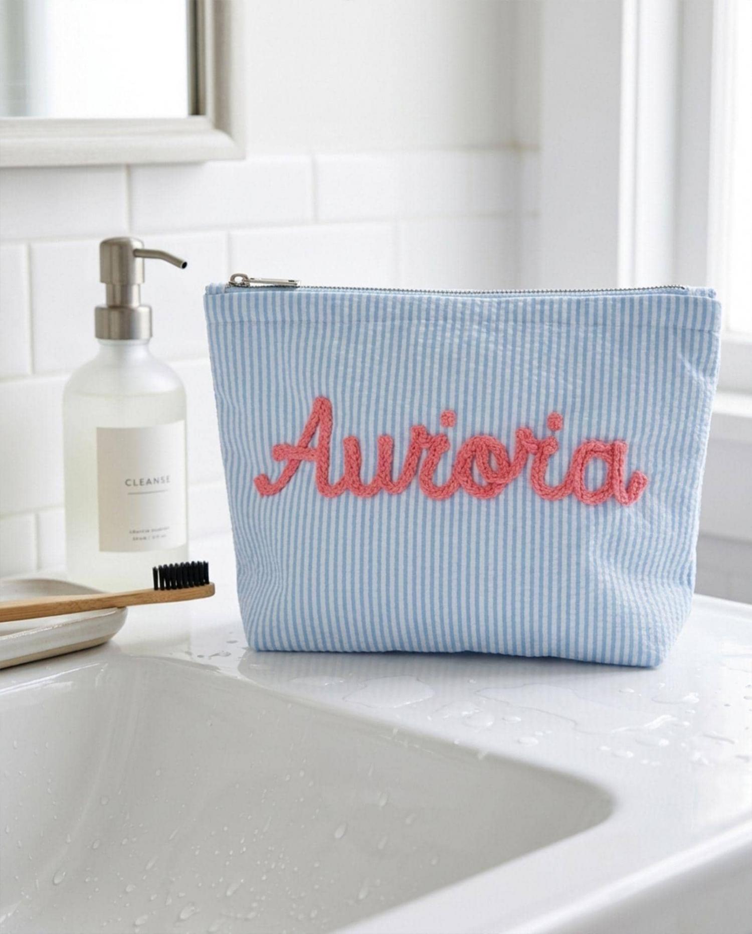 Custom Seersucker Makeup Bag Vacation Travel Pouch Personalized Chenille Name Toiletry Bag Summer Beach Bag Organizer Cosmetic Gift for Her