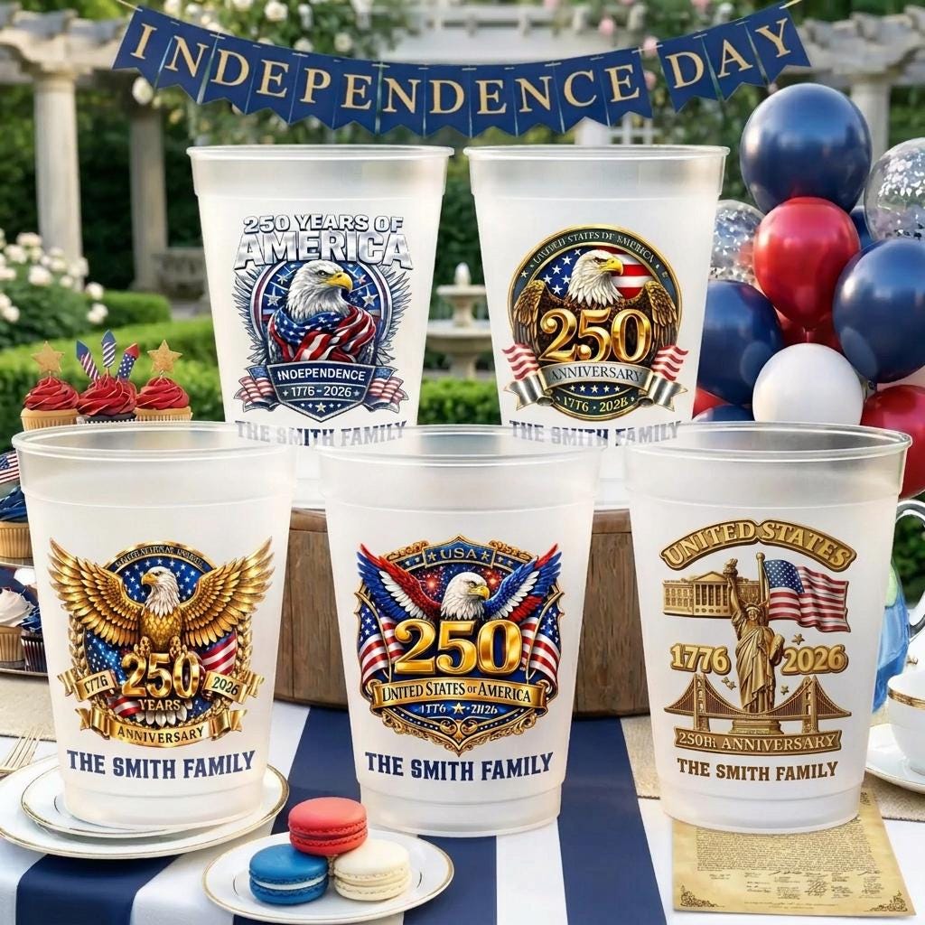 Custom Plastic Cups - Personalized America 250th Anniversary Gifts For Mom, Dad, Brother, Sister, Kids - United We Stand