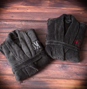 Personalized Men's Holiday Gift Robe, Custom Gift for Him, Monogrammed Men's Robe, Christmas Present, Holiday Robe, Men's Plush Fleece Robe