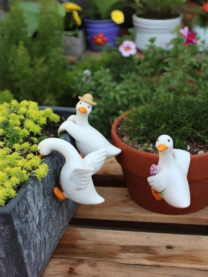 Cute Duck Pot Hanger, Resin Garden Decor, 3 Design Goose Plant Hangers, Cute Planter Rim Pendent Figurines