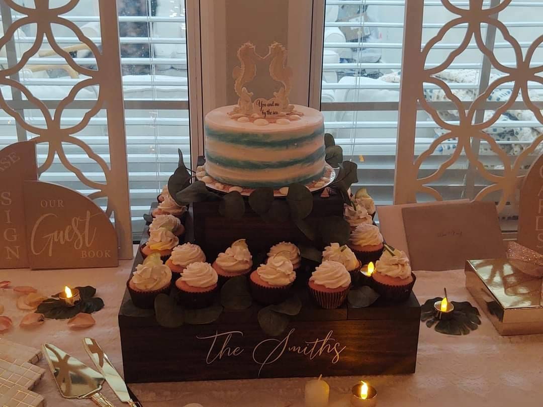 Seahorse wedding cake topper bride and groom beach themed wedding destination ocean nautical beach cake topper seashells ivory kissing