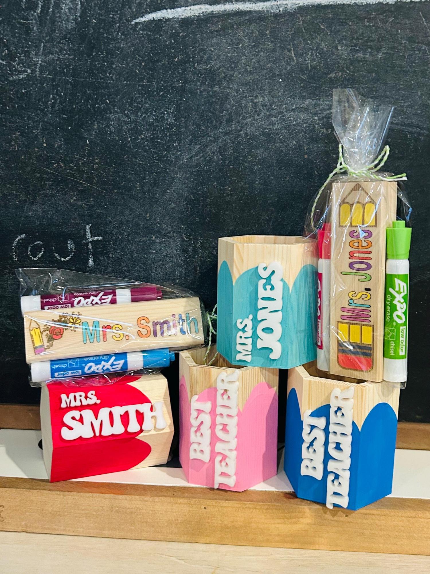 Personalized Teacher Pencil Cup & Dry Eraser Set with Markers – Custom Classroom Desk Organizer – Back to School or End of Year Gift