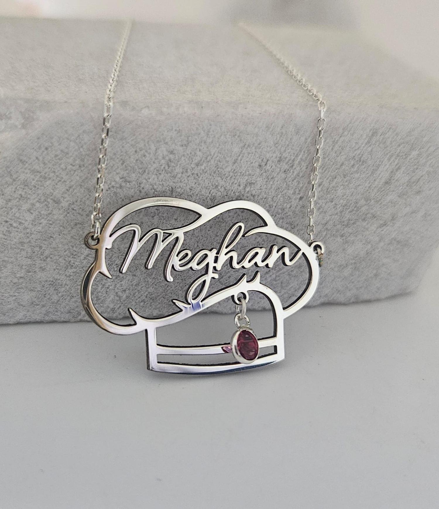 Custom Chef Hat Name Necklace with Birthstone, Gold Cooking Nameplate, Silver Kitchen Jewelry, Gastronomy Gift, Culinary School Pendant