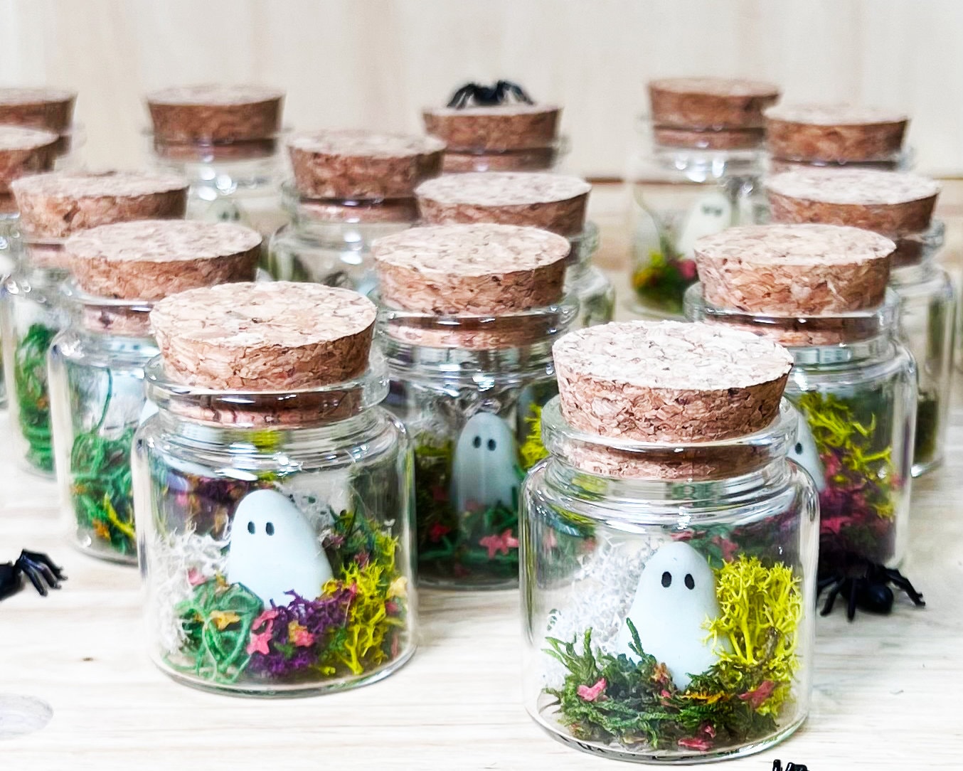 Pet Ghost in a Bottle - Glows in the Dark | Personalized Halloween Party Favors