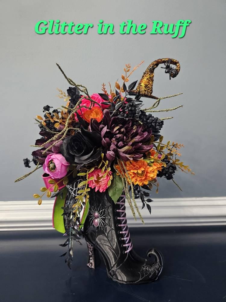 Halloween Witch Boot Vase, 3D Printed Spider Web Decor, Gothic Floral Arrangement Holder, Witchy Home Decor, Spooky Centerpiece